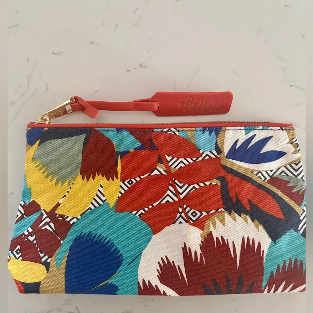Estee Lauder Cosmetics Makeup Travel Bag- NEW
